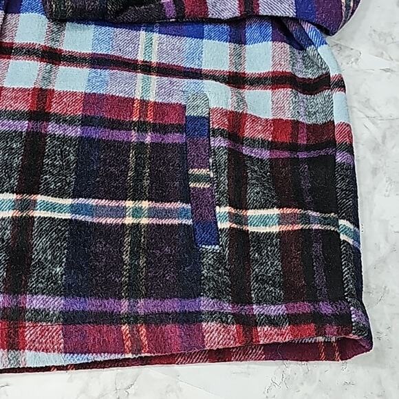 NWT Womens Sz M Shacket Blue and Red Plaid Pockets Wool Blend Jade and Ivory - Picture 13 of 13